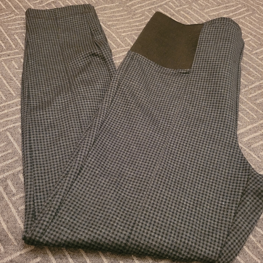 Reitmans Black and Gray Checkered Leggings